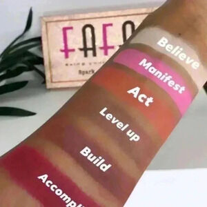 COPY - Best Vegan Spark a Dream Eyeshadow Palette